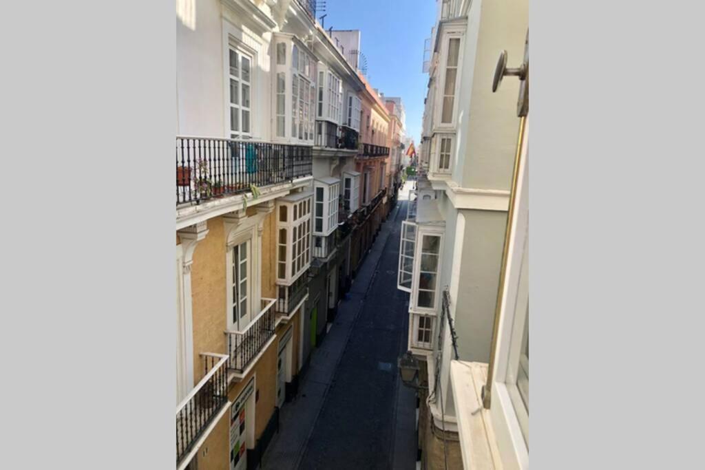 Gatu Premium Villa Libertad, Preferente Mayores De 25 Anos Y Familias Cádis Exterior foto